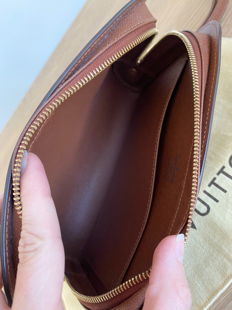 Louis Vuitton Pochette Orsay Monogram/Clutch