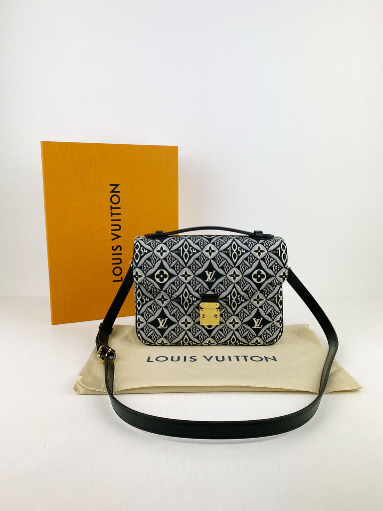 Louis Vuitton Pochette Metis 1854.