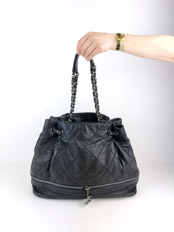 Chanel Quilted Large Stitch Tote/Taske - Mørkeblå