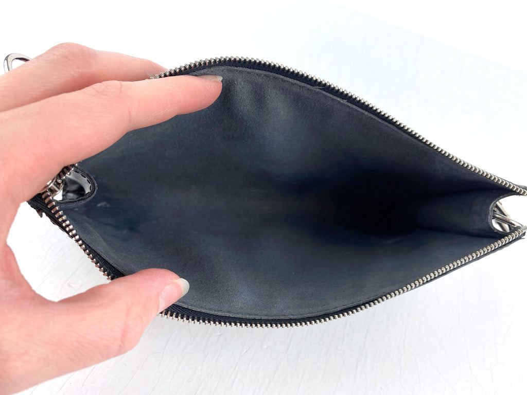 Louis Vuitton Epi Pochette Taske - Sort Med Sølvhardware