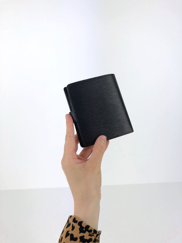 Louis Vuitton Epi Pung Sort