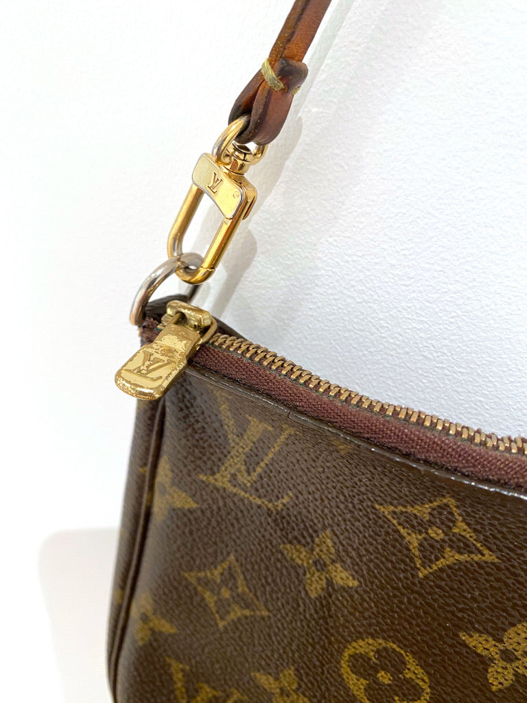 Louis Vuitton Pochette Monogram Taske