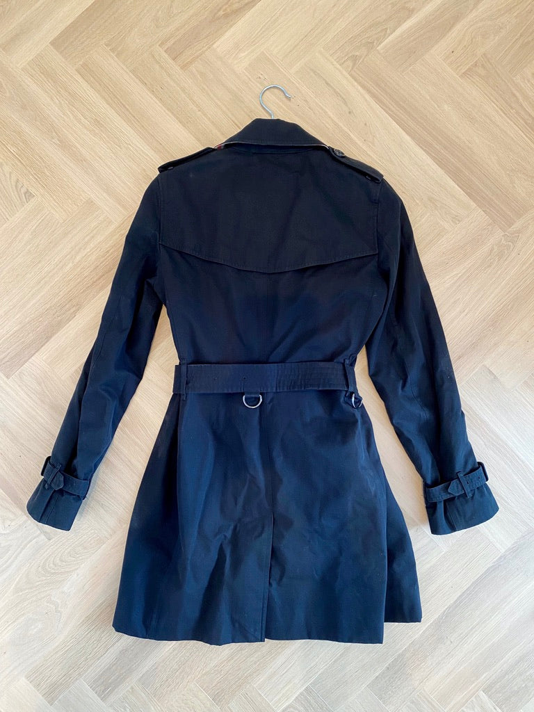 Burberry Trenchcoat/Jakke - Str Uk8/Us6/ It40 - Passer ca S/Lille M