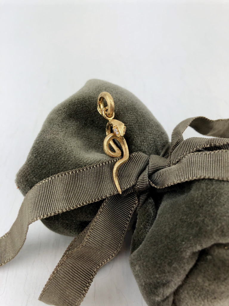 Ole Lynggaard Snakes Sweet Drop Charm/Vedhæng  - 18 Karat Guld Med Diamanter