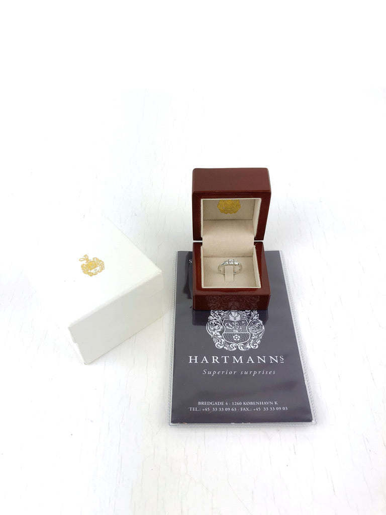 18 Karat Hvid- Gulds Ring Med Diamanter