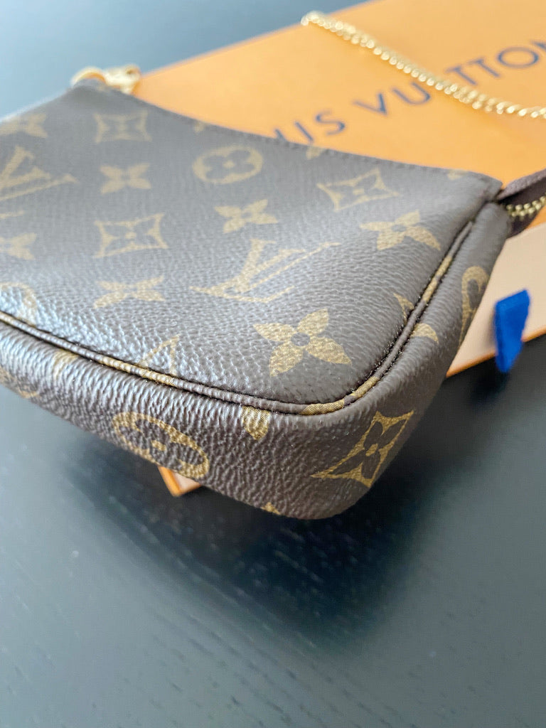 Louis Vuitton Monogram Mini Pochette Taske