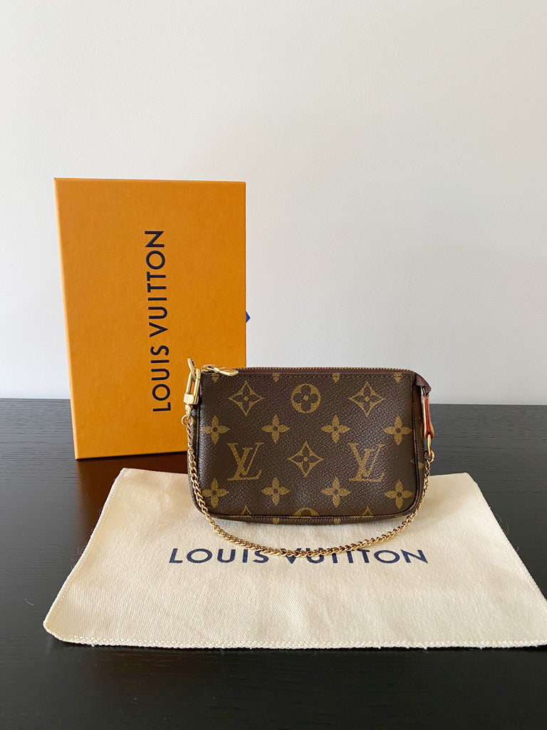 Louis Vuitton Monogram Mini Pochette Taske