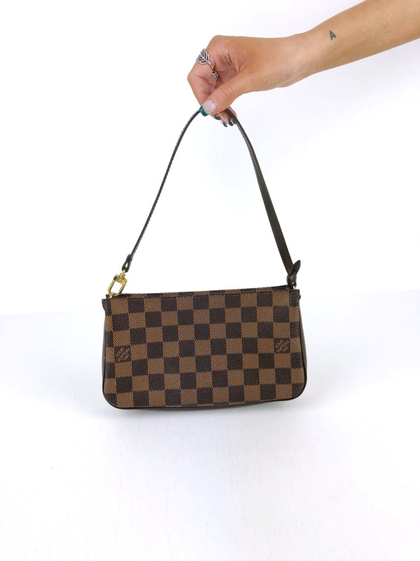 Louis Vuitton Pochette Taske Damier Ebene