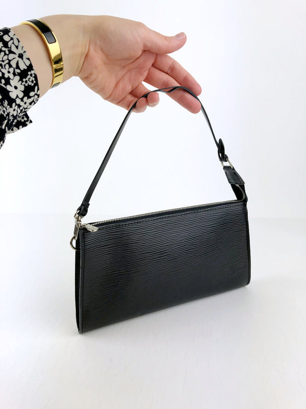 Louis Vuitton Epi Pochette Taske - Sort