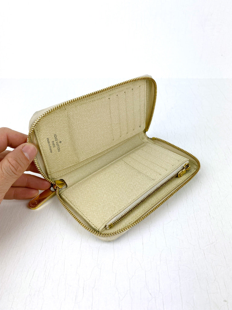 Louis Vuitton Damier Azur Zippy Wallet