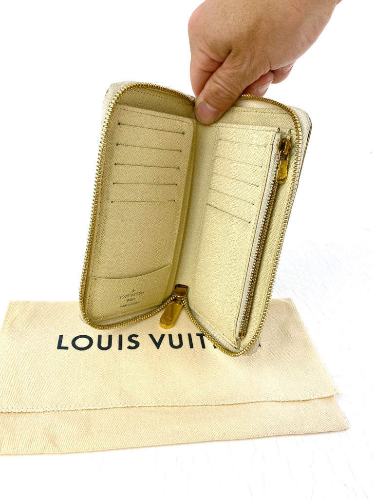 Louis Vuitton Damier Azur Zippy Wallet