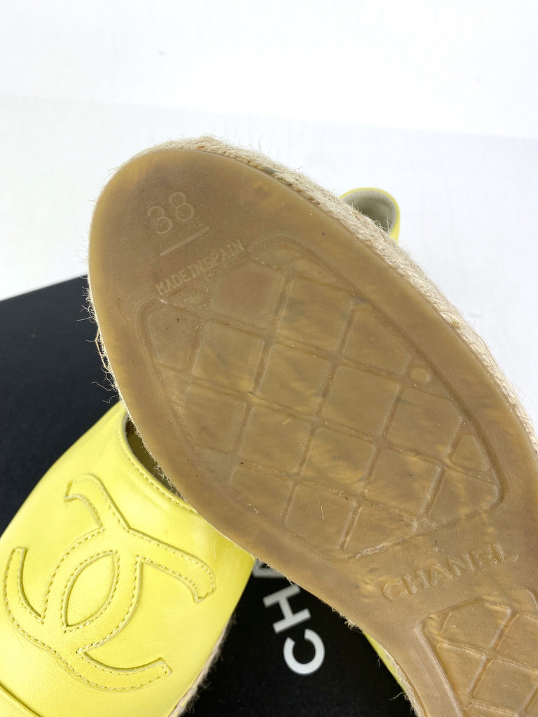 Chanel Espadrille - Str 38 - (Nypris Ca 6.700 Kr)