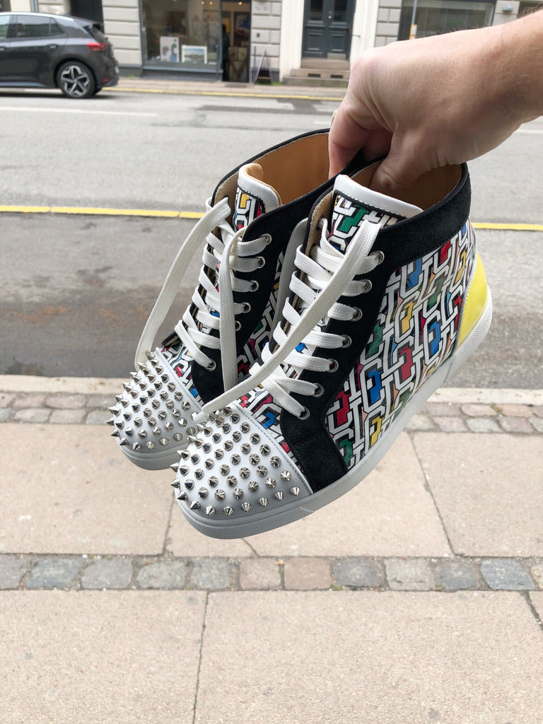 Christian Louboutin Sneakers - Str 38- Store i størrelsen!