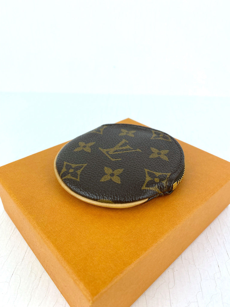 Louis Vuitton Monogram Round Coin Purse