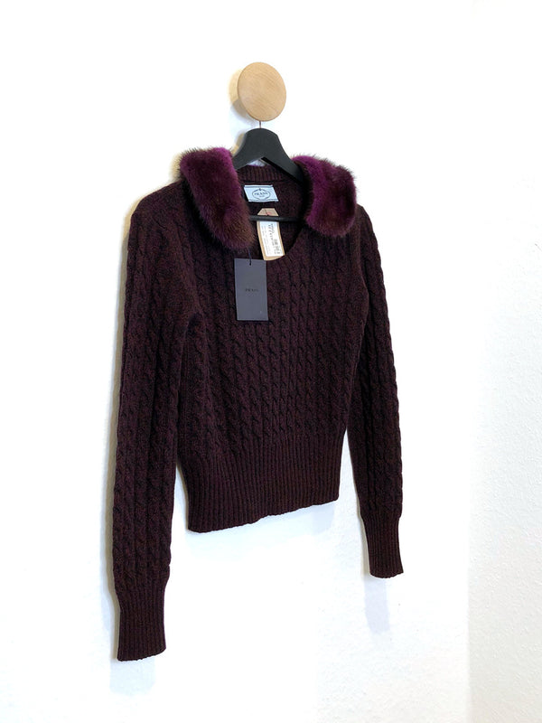 Prada Strikbluse Med Pelskrave - Passer Ca Str S