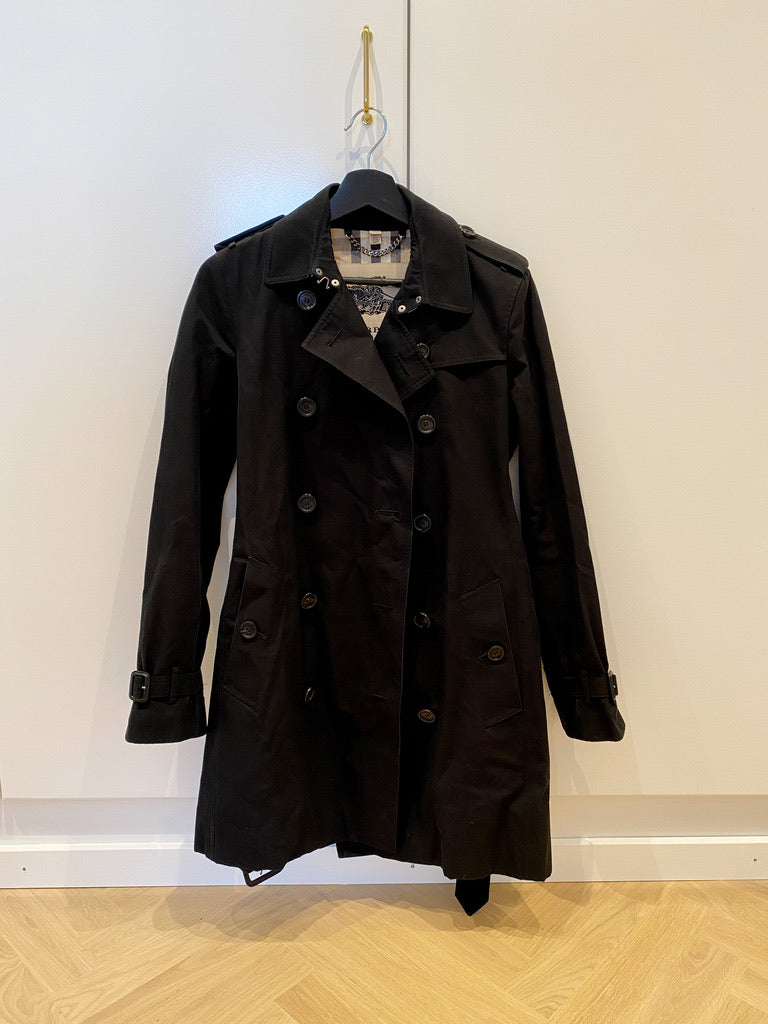 Burberry Trenchcoat/Jakke - Str Uk8/Us6/ It40 - Passer ca S/Lille M
