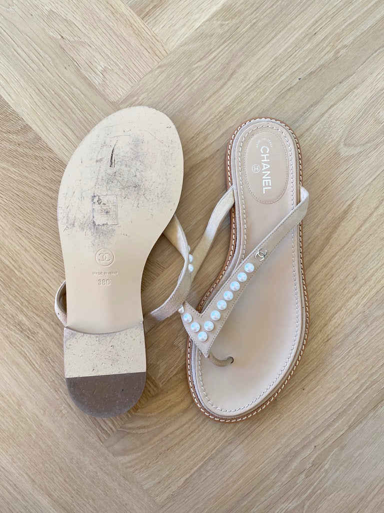 Chanel Sandaler - Str 38 (Lidt små i størrelsen) - (Nypris ca 6.500 kr)