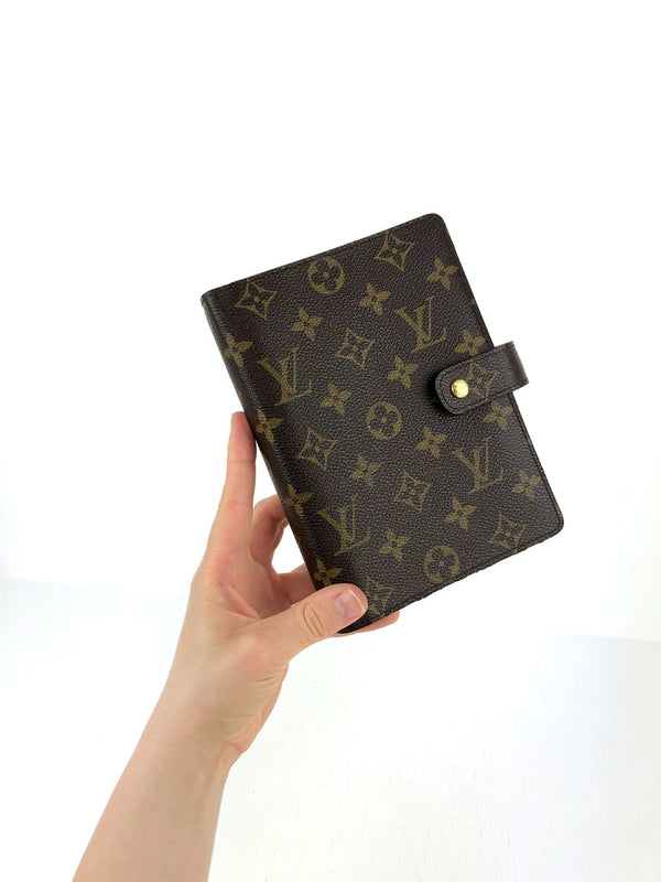 Louis Vuitton Medium Monogram Agenda Cover/ Kalender.