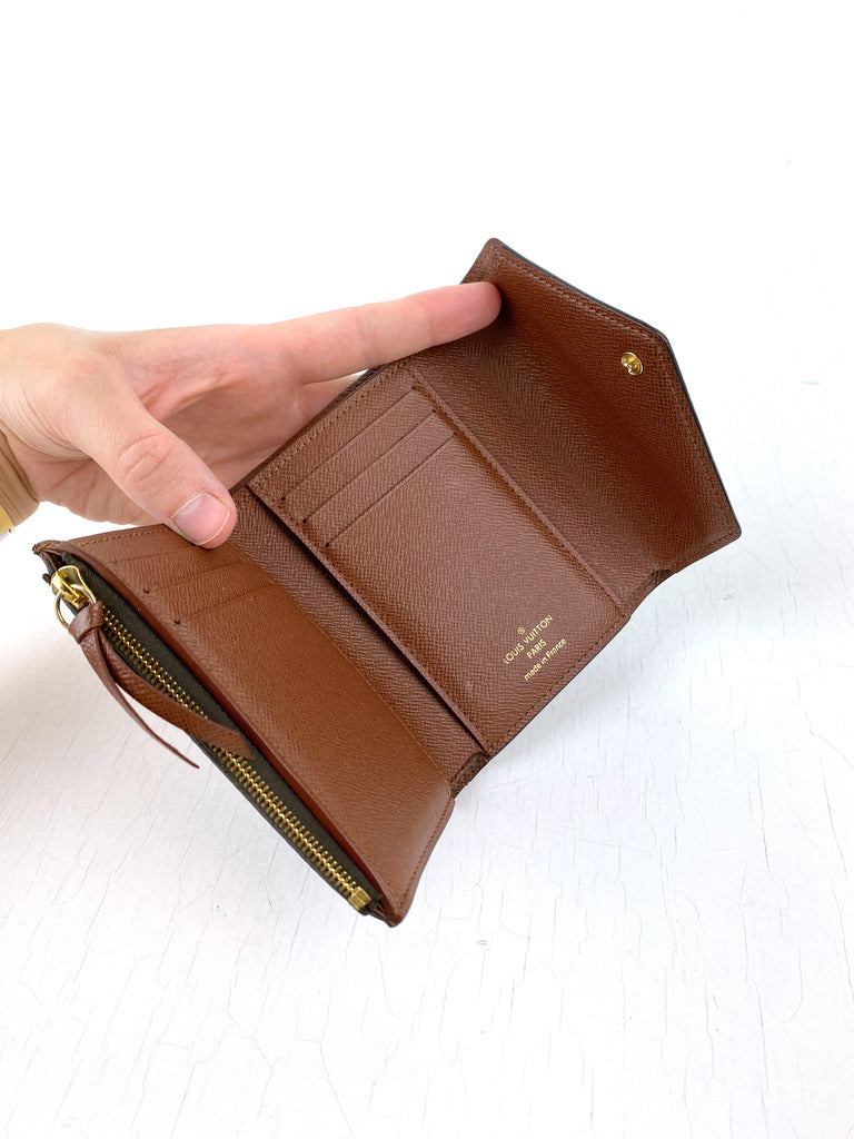 Louis Vuitton Monogram Victorine Pung