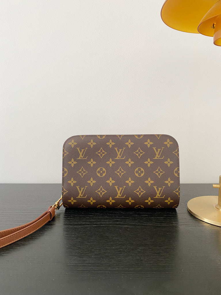 Louis Vuitton Pochette Orsay Monogram/Clutch