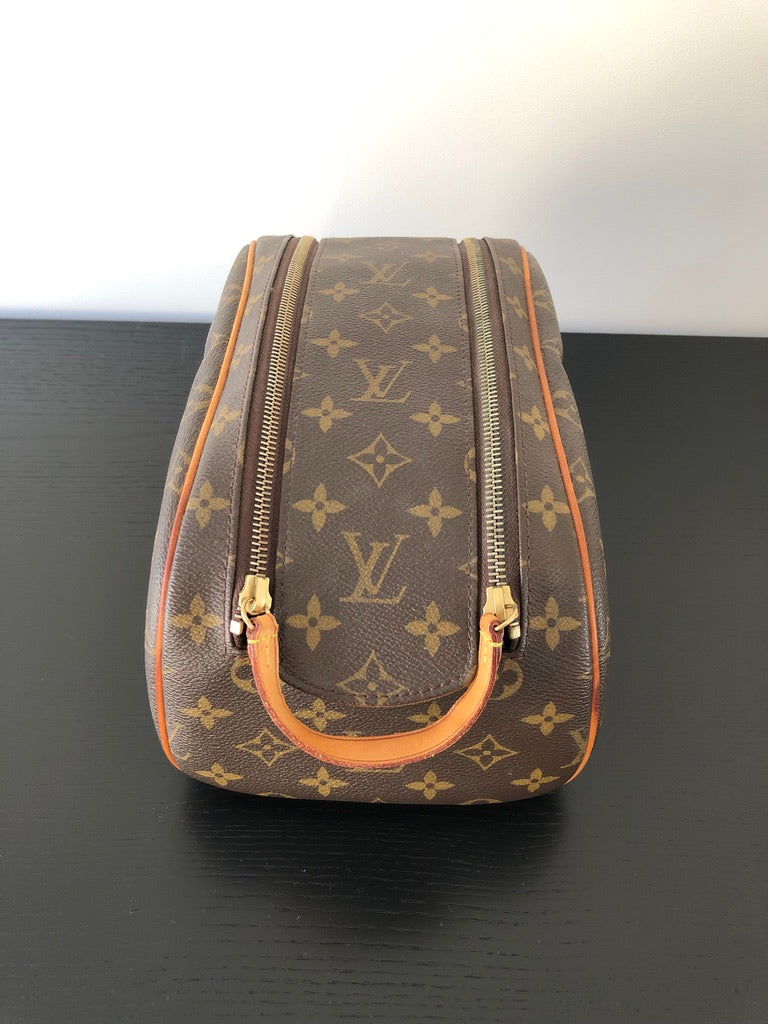 Louis Vuitton King Size Pouch Monogram Canvas