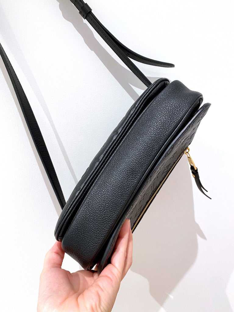 Louis Vuitton Pochette Mètis Monogram Empreinte - Sort