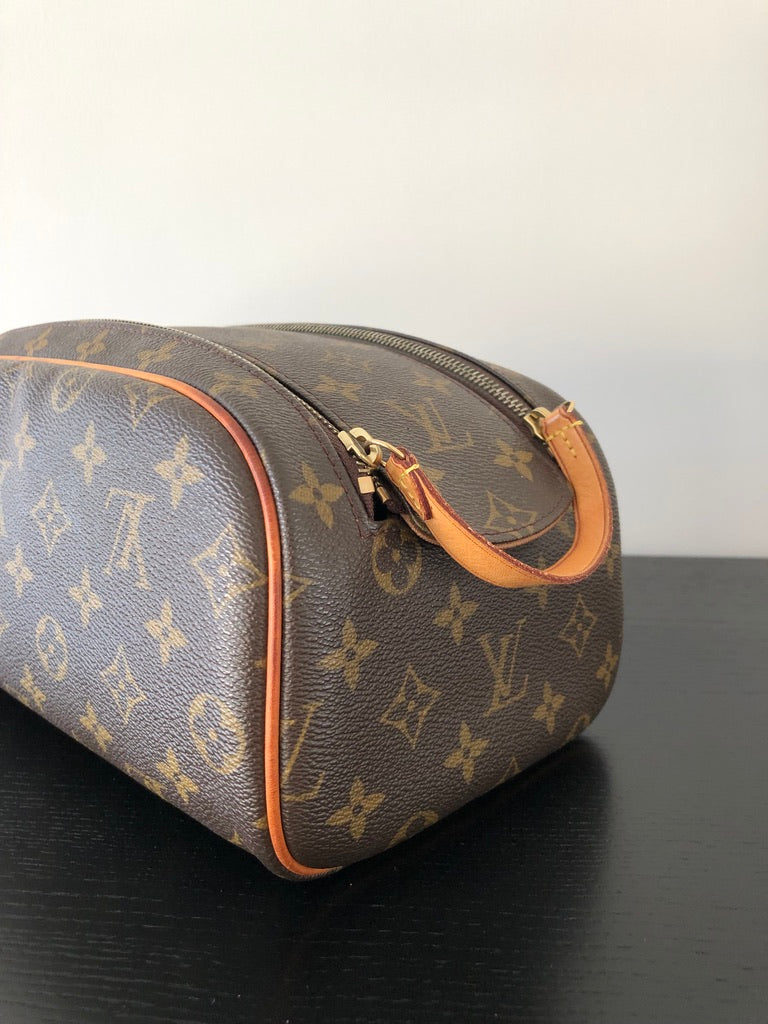 Louis Vuitton King Size Pouch Monogram Canvas