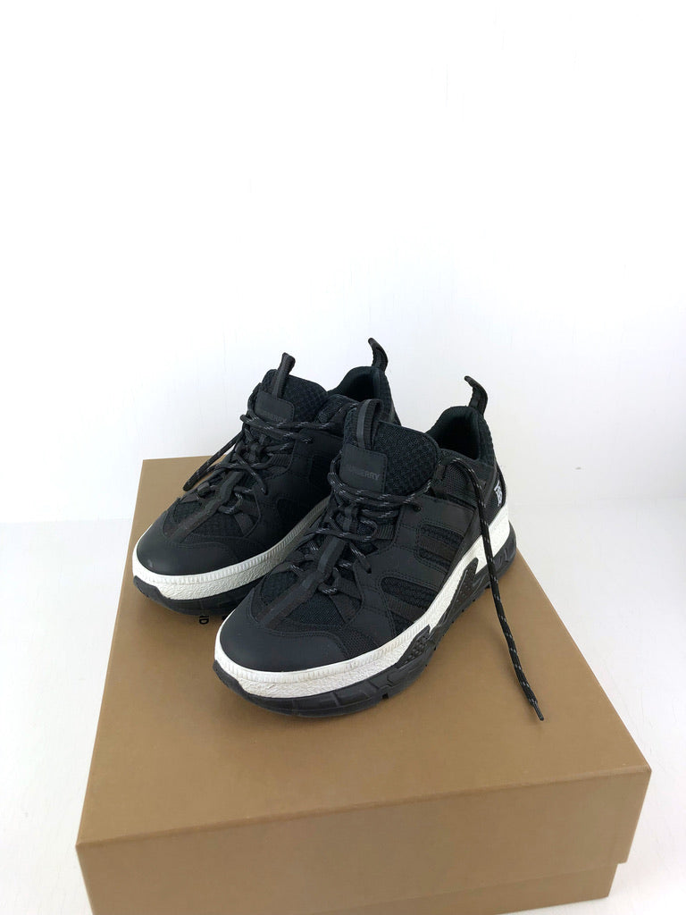Burberry Sneakers - Str 38