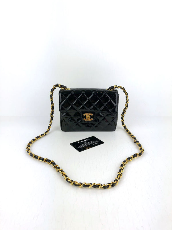 Chanel Mini Flap Bag - Sort Lak