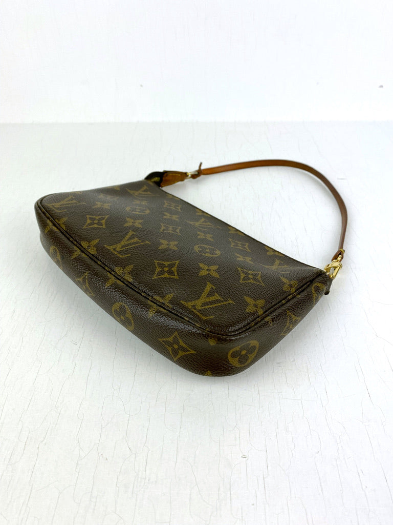 Louis Vuitton Pochette Monogram Taske