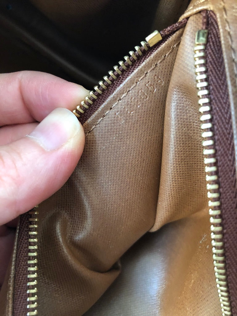 Louis Vuitton King Size Pouch Monogram Canvas