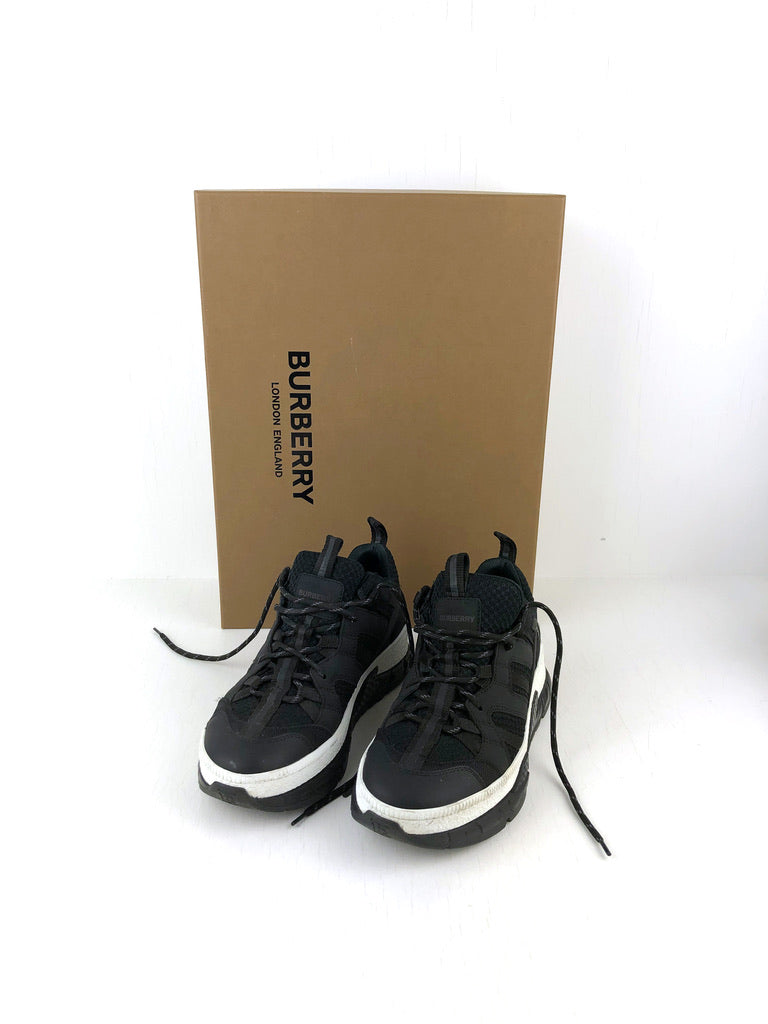Burberry Sneakers - Str 38