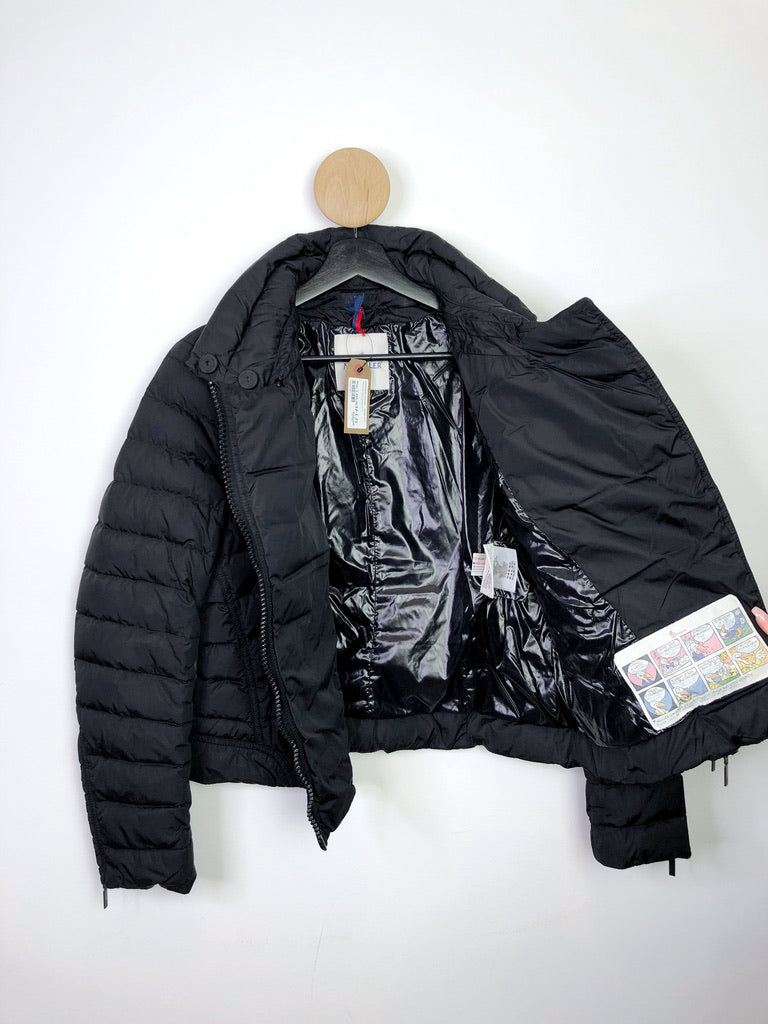 Moncler kort jakke - Str 3/Passer M lille L