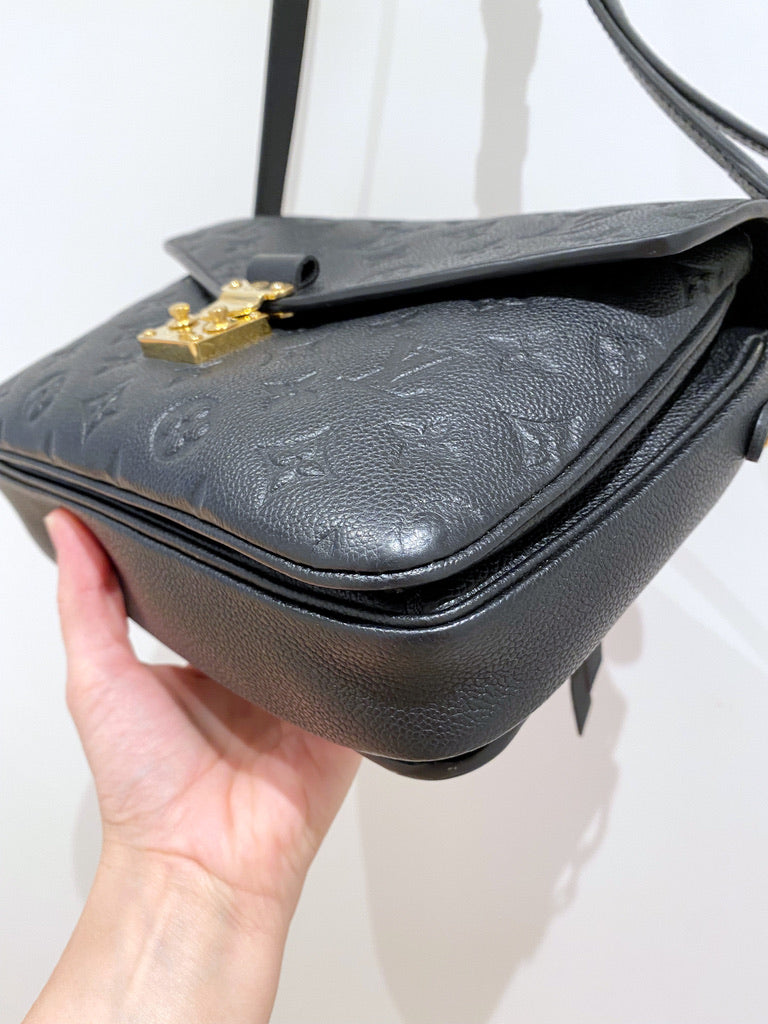 Louis Vuitton Pochette Mètis Monogram Empreinte - Sort