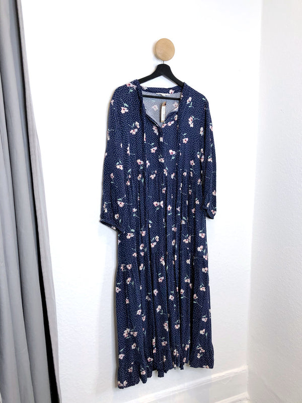 Month Of May Long Dress/Kjole - Str M/L