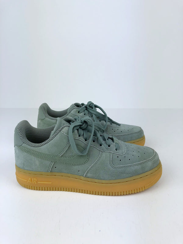 Nike Air Force 1 Sneakers - Str 36,5