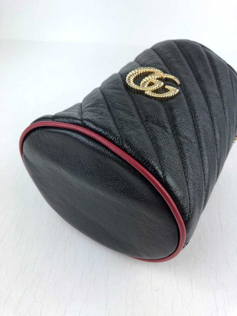 Gucci GG Marmont Mini Bucket - Sort