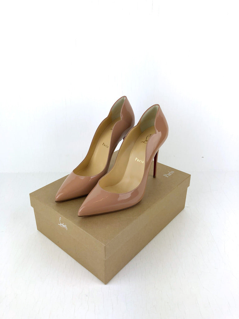 Christian Louboutin - Hot Chic 100 Patent Nude - Str 39,5